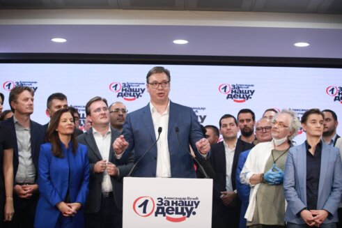 Izborni štab SNS, Aleksandar Vučić, Nikola Selaković, Marija Obradović Ko su dva najozbiljnija naprednjačka kandidata za predsednika Skupštine Srbije? 3