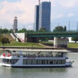 Vesić: Jedna ponuda za javni rečni prevoz u Beogradu 2