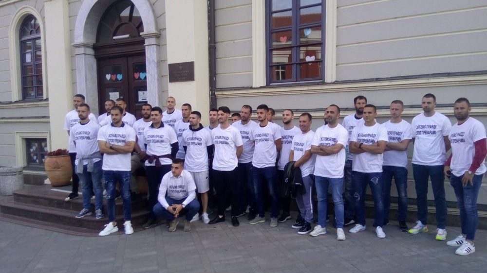 Bivši fudbaleri Borca i Jagodine prekinuli štrajk glađu 2