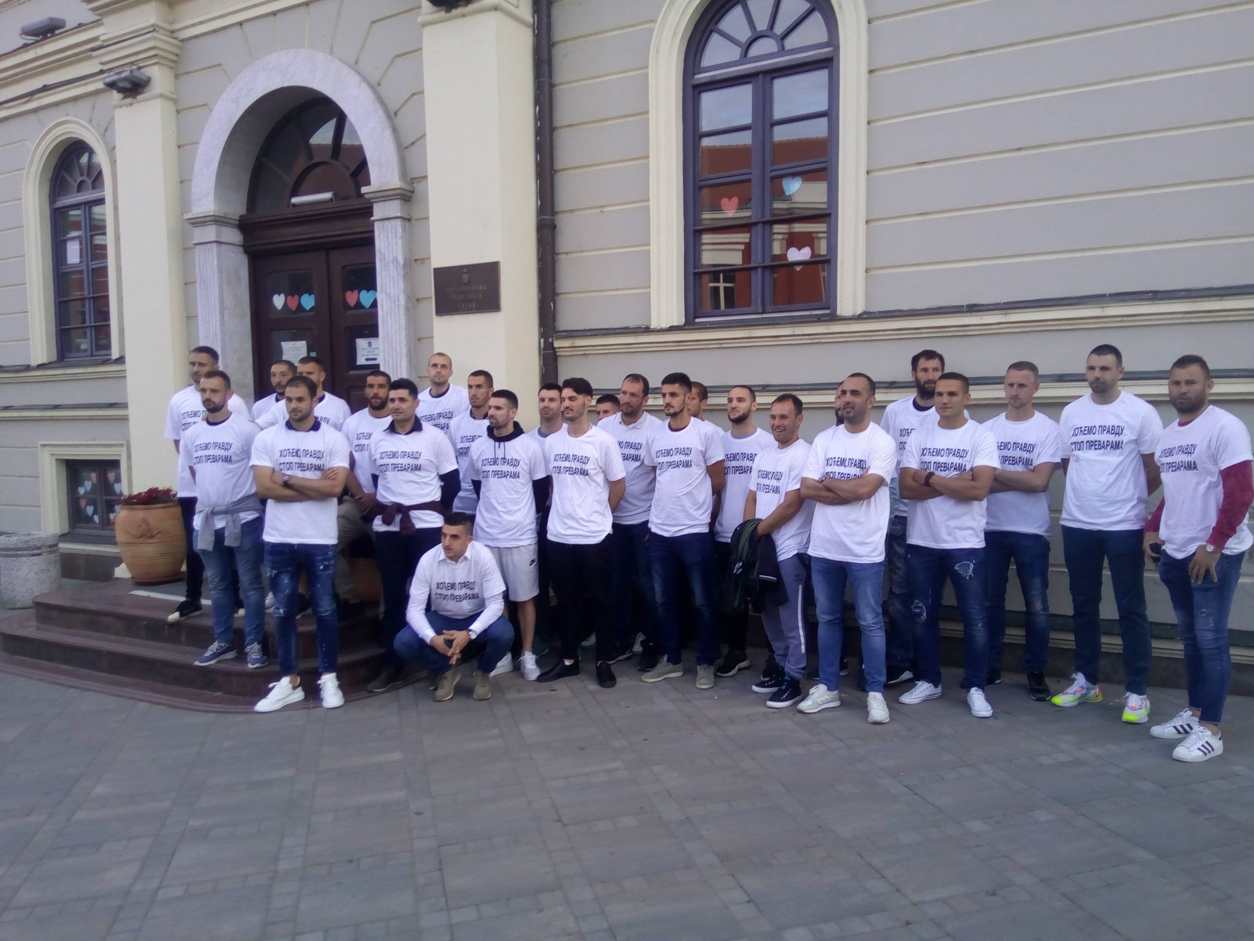 Bivši fudbaleri Borca, Jagodine i Donjeg Srema odbili pomoć FSS od 500 evra 1