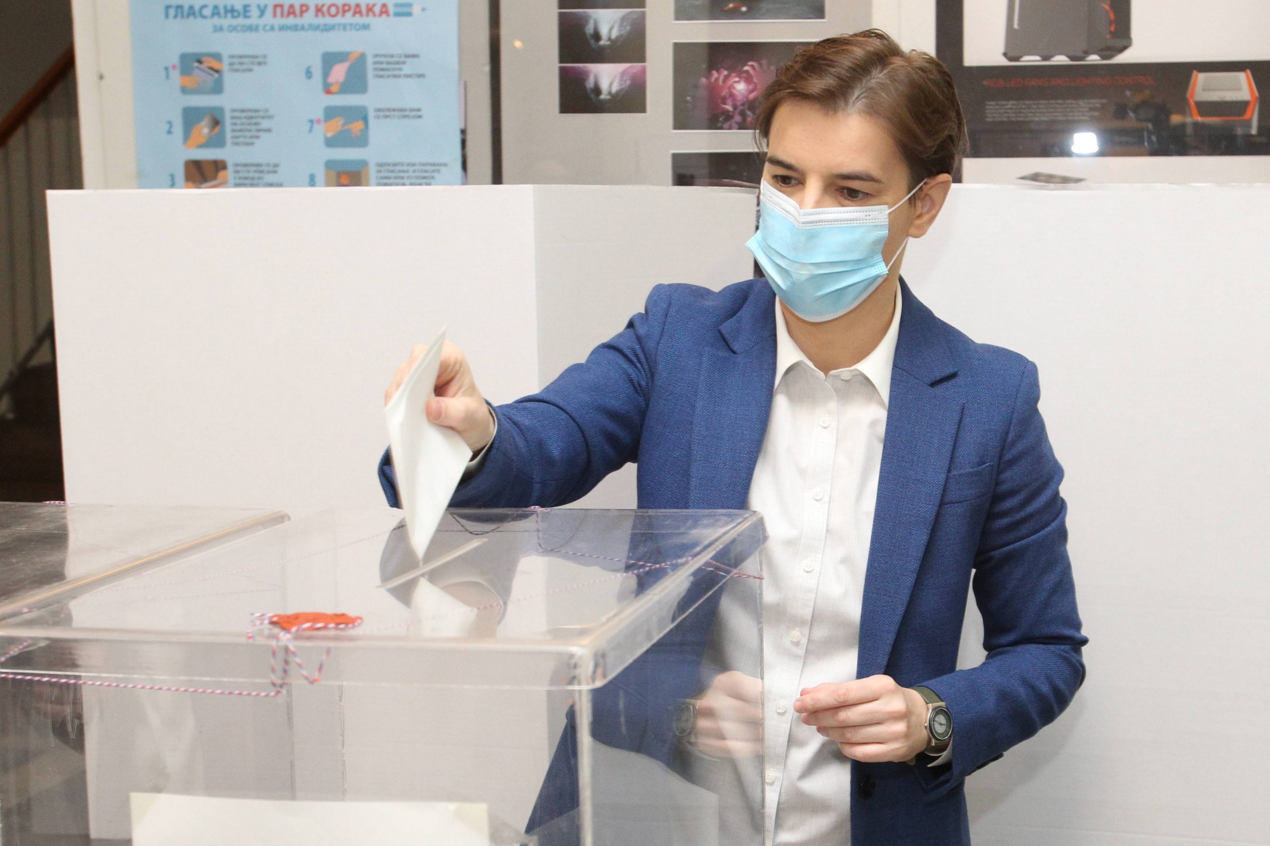 Narodna stranka: Krivične prijave protiv Brnabić i Lončara zbog prikrivanja broja zaraženih 1