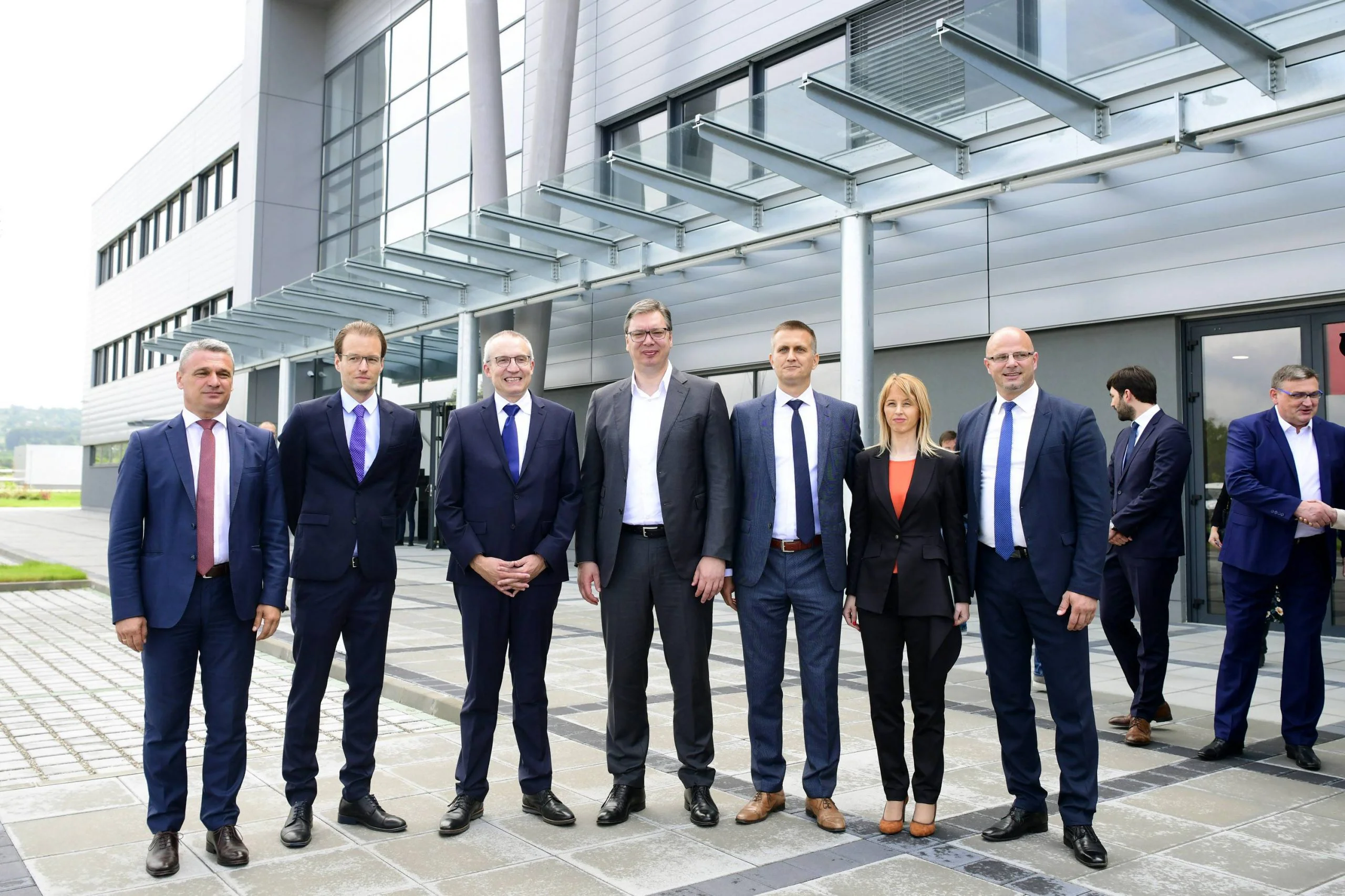 GG "Čačak je naš": Vučićevo otvaranje fabrike Forverk primer funkcionerske kampanje 1