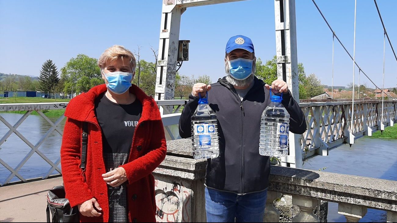 Nevolje nas uče da budemo solidarni 1