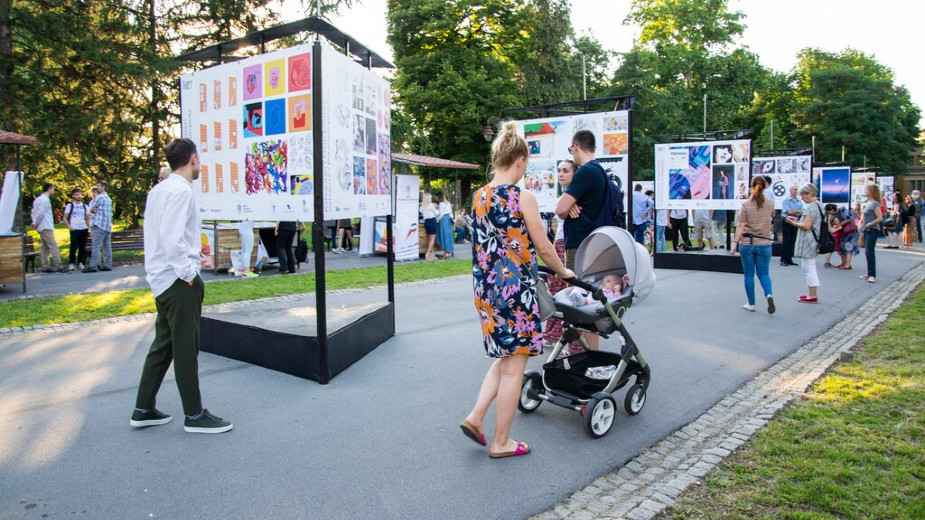 Drugi Ilustrofest otvoren na Beogradskoj tvrđavi, uručene nagrade najboljim ilustratorima 1