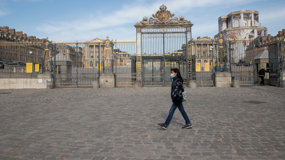 Sutra otvaranje dvorca Versaj kod Pariza 1
