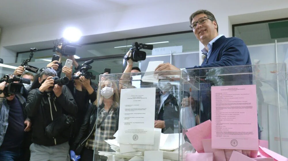 Vučić (SNS): Voleo bih da osvojimo 1,7 ili 1,8 miliona glasova 1