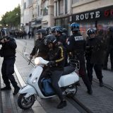 Novi noćni protesti policajaca u Parizu 2