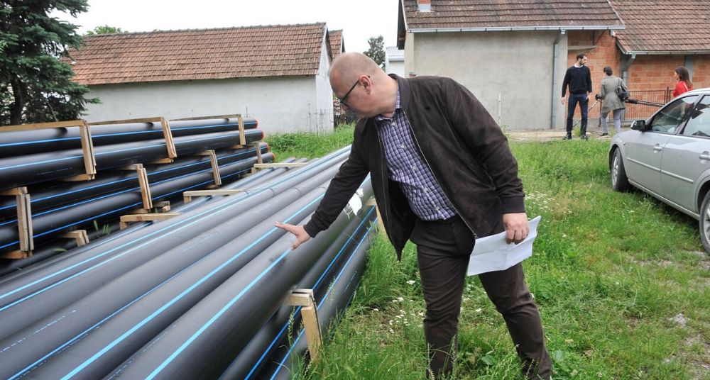 Vesić: Nastavljamo sa izgradnjom vodovodne mreže u Obrenovcu 1