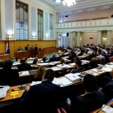 Hrvatska želi da ukloni spomenike na grobljima koji "veličaju srpsku agresiju na Hrvatsku: Srpski poslanici napustili sednicu Sabora 2