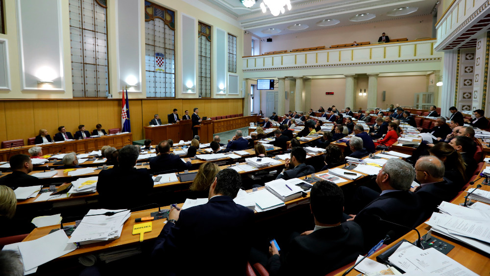 Raspušten hrvatski Sabor 1