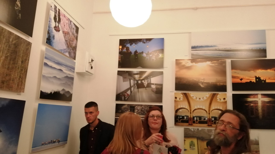 Kroz objektiv ženskih autora 1