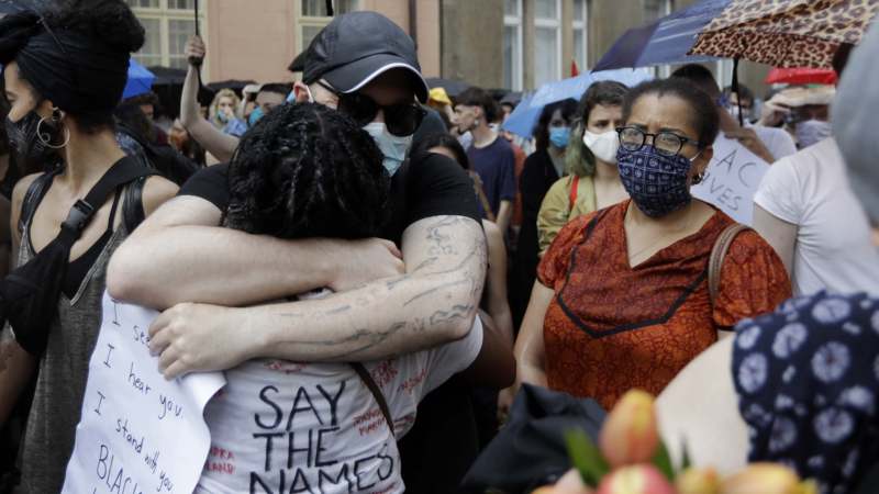Stotine ljudi u Pragu podržale američke demonstrante protiv rasizma 1
