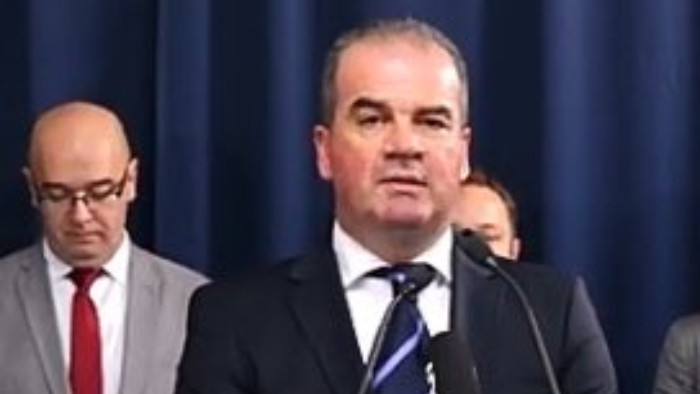 Koordinator Vlade Srbije za digitalizaciju u Crnoj Gori tražen zbog prevara 1