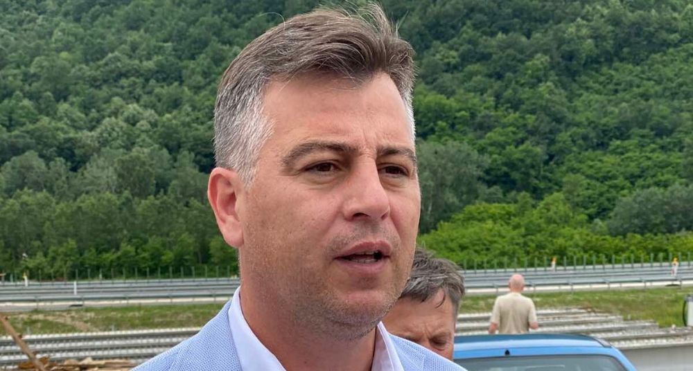 Gradonačelnik Pirota Vladan Vasić sa saradnicima obišao radove na izgradnji Sopotske petlje 1