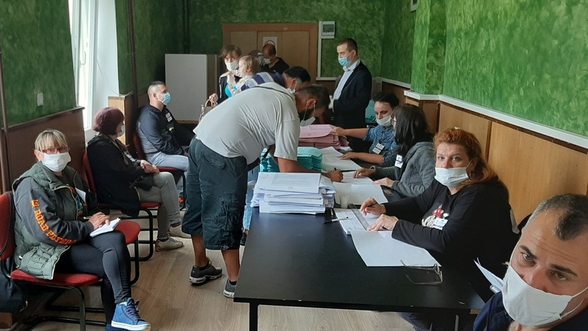 U Zrenjaninu do podne 15,75 odsto izašlih na izbore 1