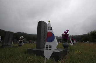 Dve Koreje obeležile 70. godišnjicu početka Korejskog rata (FOTO) 3