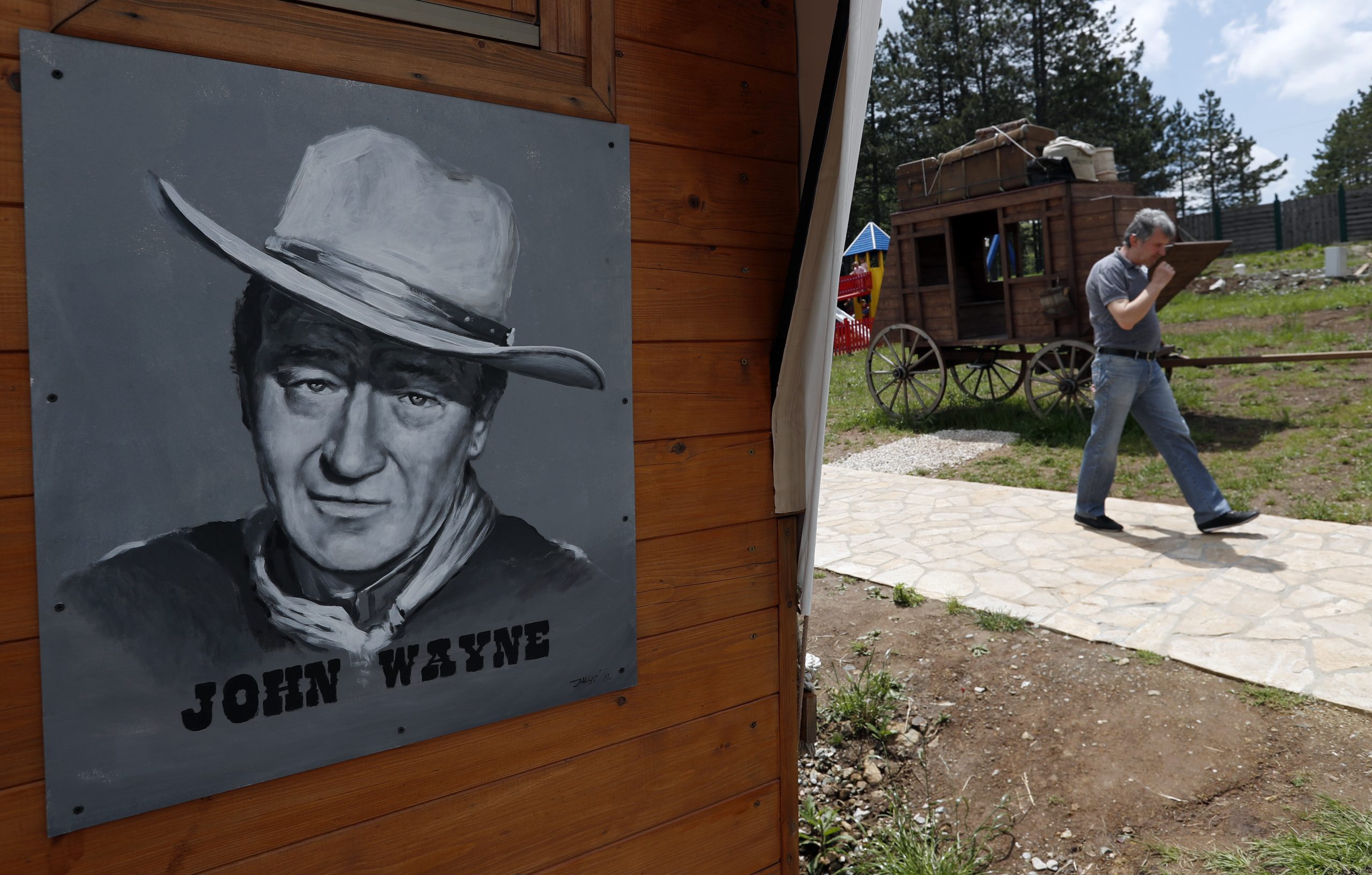 Demokrate traže da se ime Džona Vejna skloni sa aerodroma zbog rasizma 1