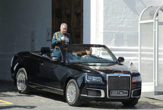 Vojna parada Rusija Putin na paradi u Moskvi: Samo zajedno možemo da zaštitimo svet od pretnji (FOTO) 2