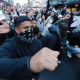 Demonstranti u SAD traže reformu policije i obračun sa rasizmom 13