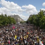 Pariska policija koristila suzavac da razbije antirasistički protest 5