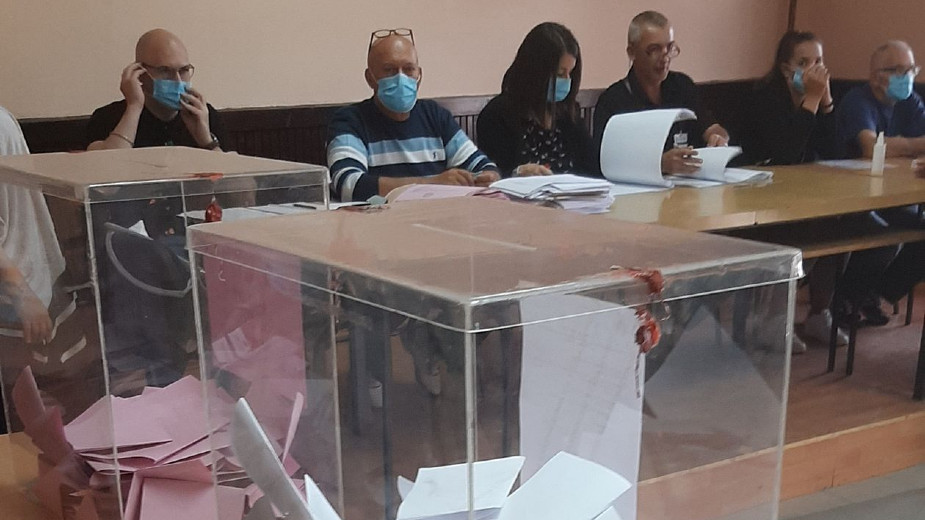 Predstavnici srpske zajednice predali listu za lokalne izbore u Preševu 1