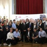 Vesić: Četrdeset heroja dobilo nagradu grada Beograda 1