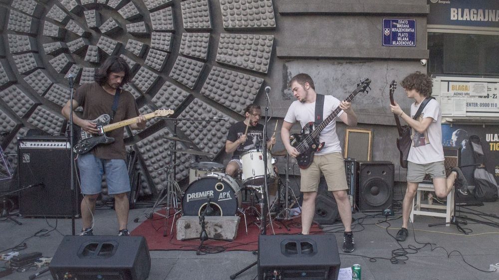 Zen Arkada za novi milenijum 1