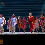 Ne možemo da držimo distancu na sceni 5