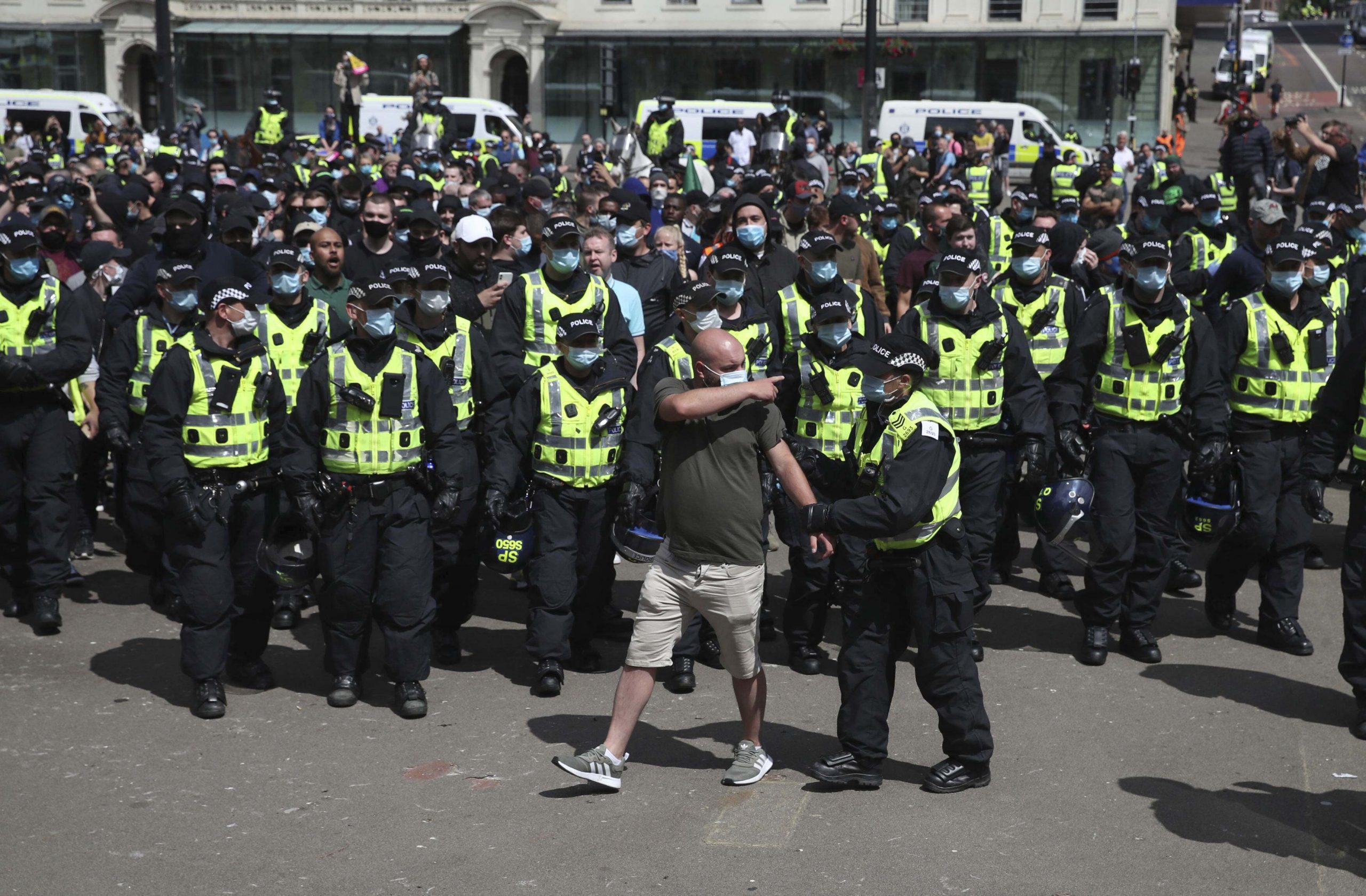 Antirasistički protesti širom Velike Britanije četvrti vikend zaredom 1