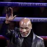 Majk Tajson: Čelik i "trava" 1