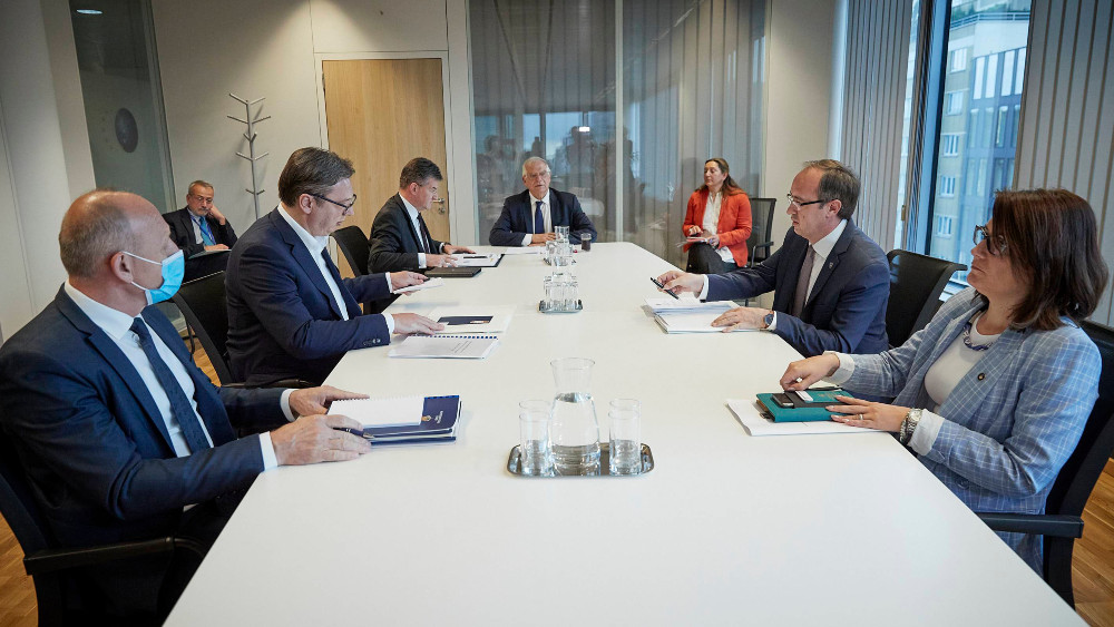 Samoopredeljenje: Vučić postavlja zahteve, Hoti i njegovi partneri ih sprovode 1