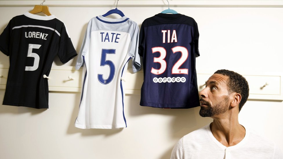 Mančester Junajted i nestašni momci: Rio Ferdinand - čovek koji je promenio engleski fudbal 2 Ferdinand ima troje dece, a supruga mu je preminula 2015. od raka dojke