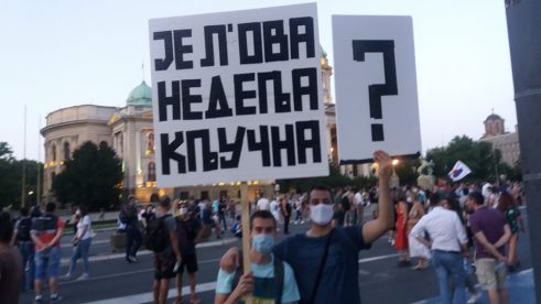 Na petom protestu manje okupljenih nego prethodnih dana (FOTO, VIDEO) 17