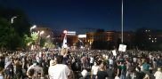 Na petom protestu manje okupljenih nego prethodnih dana (FOTO, VIDEO) 6