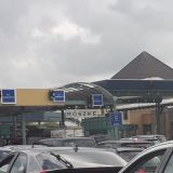 Putnička vozila na graničnim prelazima čekaju do 50 minuta, teretnjaci do četiri sata 8