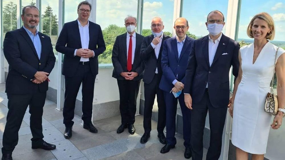 Vučić razgovarao s predstavnicima Kvinte o dijalogu s Prištinom i budućoj Vladi 1