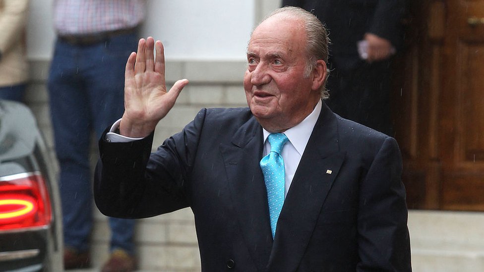 Španija i kraljevska porodica: Monarhija uzdrmana zbog tajnog švajcarskog bogatstva Huana Karlosa 1 Spain's former King Juan Carlos at a wedding