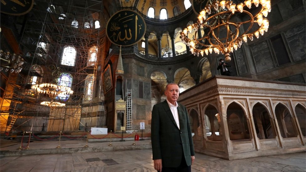 Aja Sofija: Bivši muzej u Istanbulu otvara se za muslimanske vernike 2 Turkish President Recep Tayyip Erdogan visits Hagia Sophia in Istanbul, Turkey, 19 July 2020