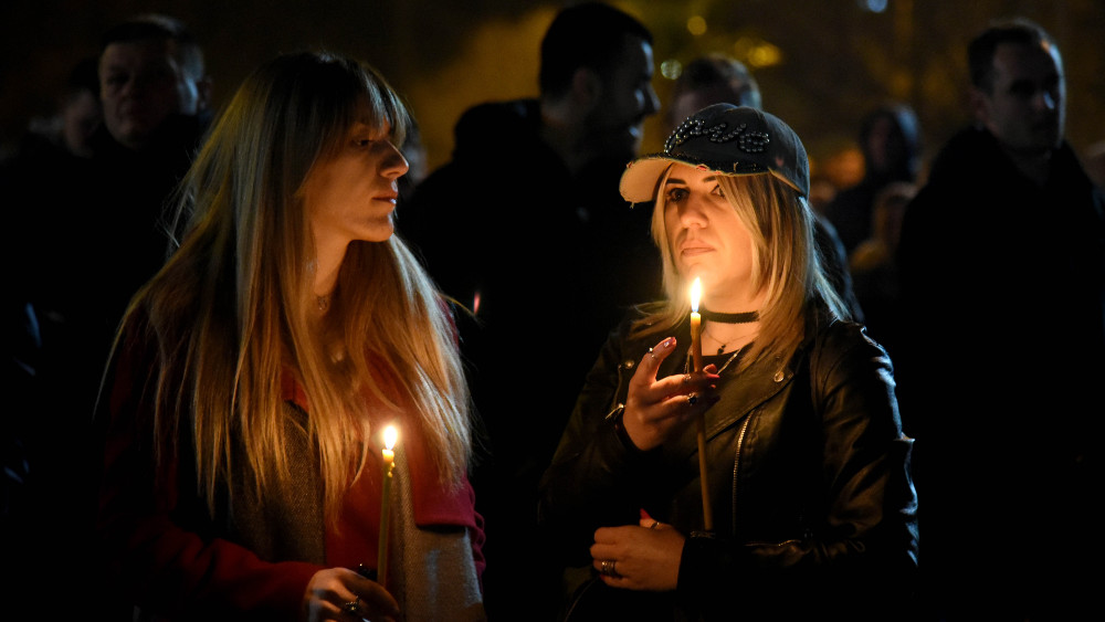 Opozicija se grupiše u više frontova 1