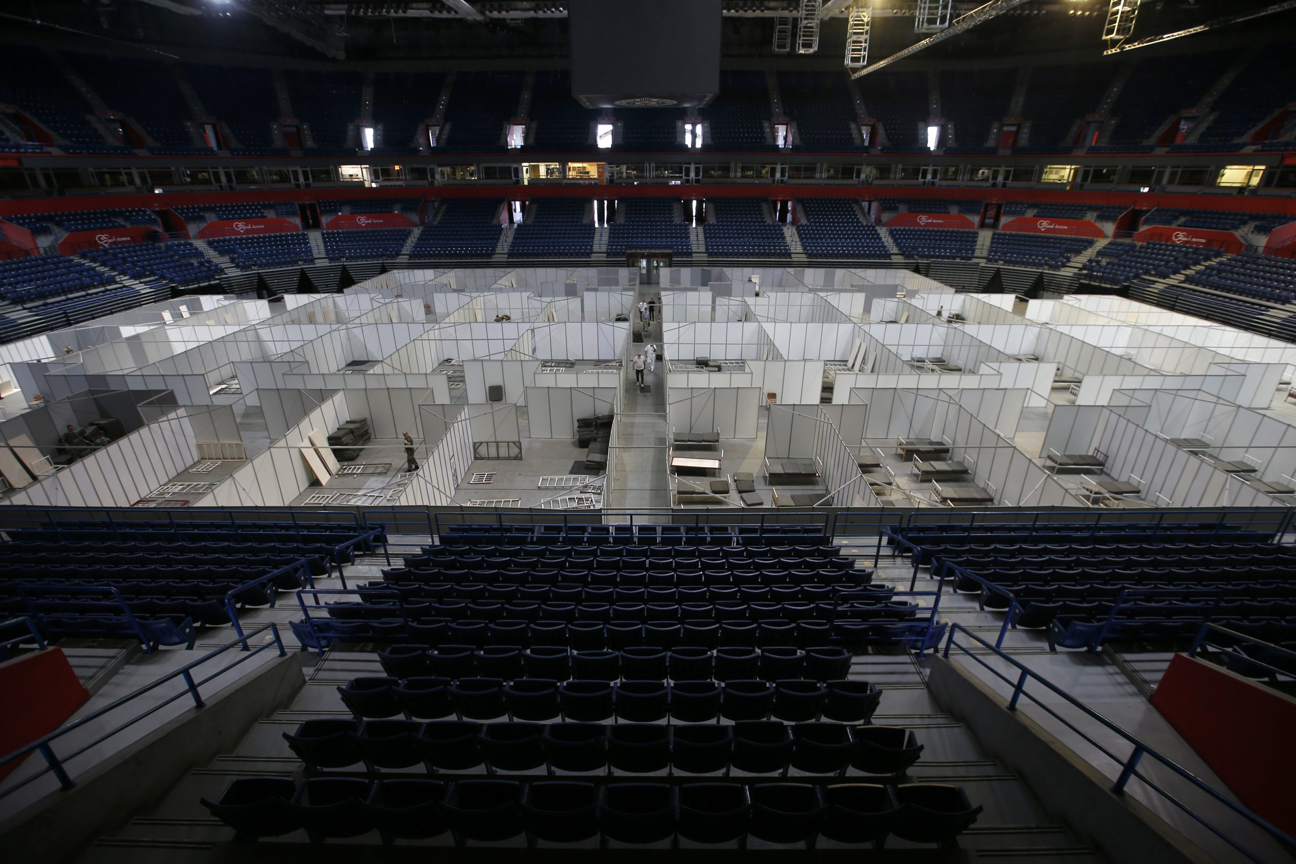 U Štark Areni još 32 pacijenta, žena od 84 godine uspešno izlečena od kovida-19 i puštena kući 1