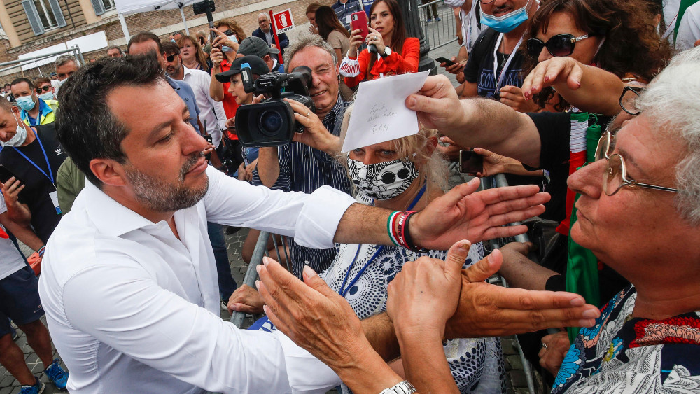 Vanredno stanje do kraja oktobra 1