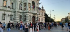 Protesti u više gradova Srbije četvrti dan zaredom (FOTO/VIDEO) 12