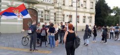 Protest Zrenjanin Večeras protestovali Zrenjaninci i Nišlije (FOTO/VIDEO) 3