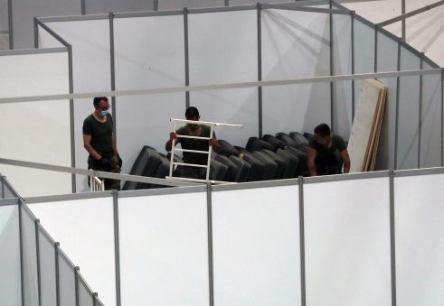 Privremene vojne bolnice, Privremena vojna bolnica. Štark Arena, Beogradska Arena, korona virus, vojska AP: Hitno otvaranje vojnih privremenih bolnica u Srbiji posledica naglog uklanjanja zabrana 8