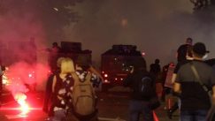 Policija rasterala demonstrante suzavcima i oklopnim vozilima iz centra Beograda (VIDEO, FOTO) 32