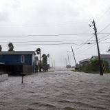 Uragan Hana pogodio delove Teksasa koji su među žarištima korona virusa 3