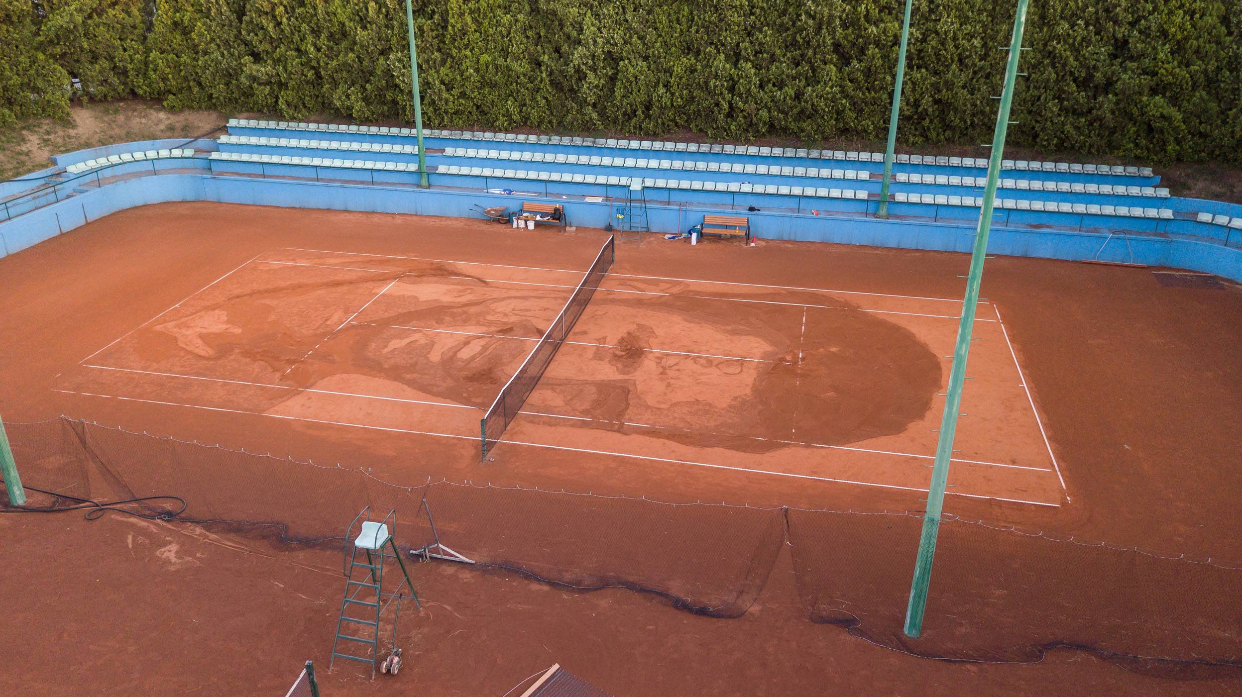 Najveći portret Đokovića, prvi na šljaci 2 Najveći portret Đokovića, prvi na šljaci 2