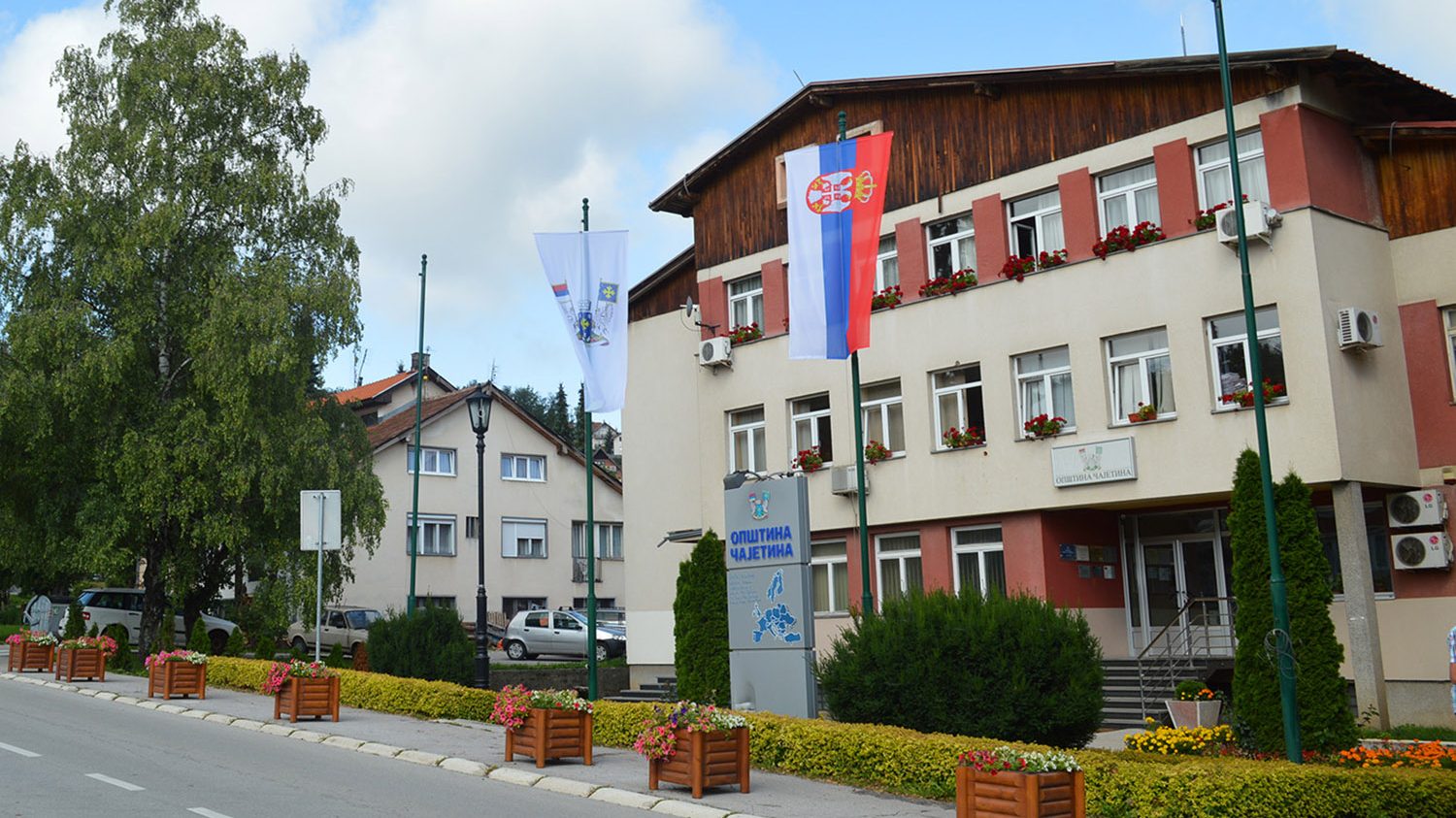 Čajetina: Zatvoreni vrtići, ograničen rad kafića do 23 časa  1