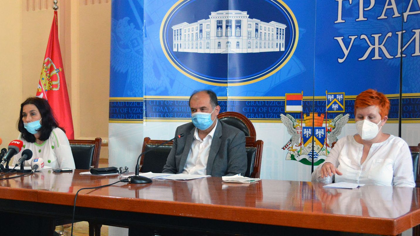 Vanredna situacija u Užicu: U bolnici 214 pacijenata, inficirano sve više zdravstvenih radnika  1