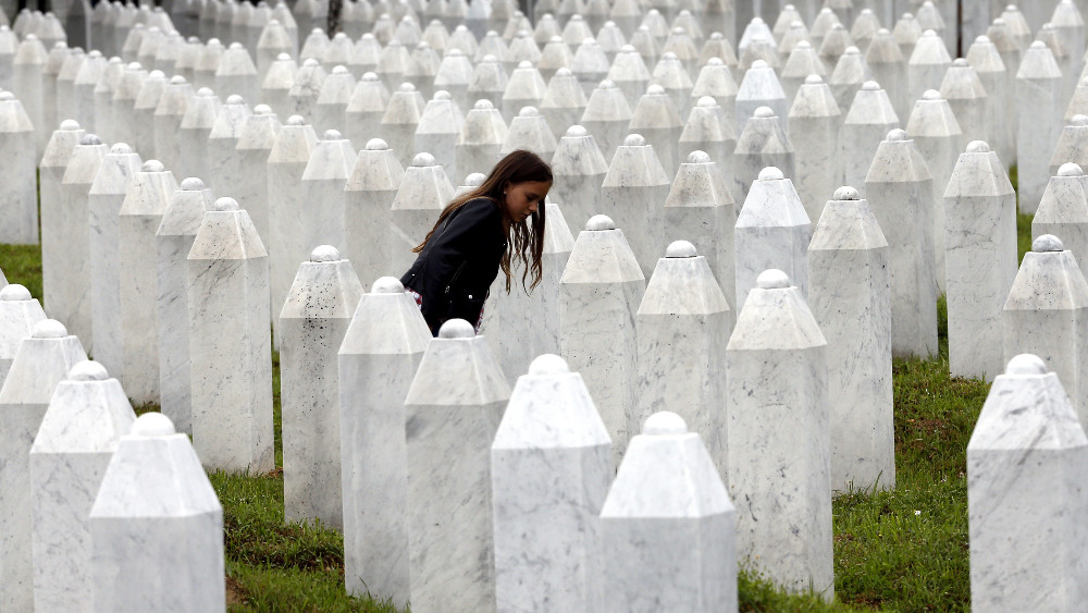 Kanadski Institut tražio od Fejsbuka da zabrani negiranje genocida u Srebrenici 1